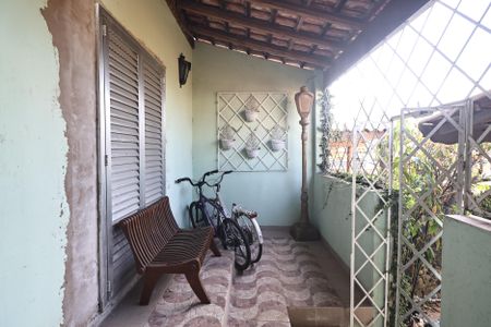 Casa à venda com 231m², 3 quartos e 2 vagasÁrea gourmet