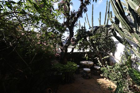 Casa à venda com 231m², 3 quartos e 2 vagasjardim/ quintal