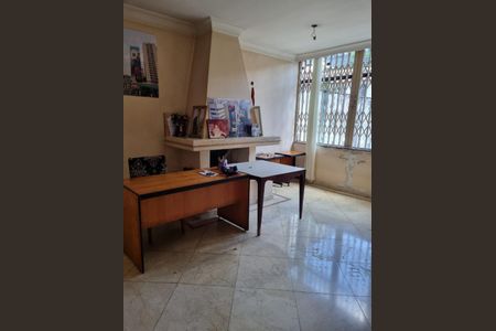 Casa à venda com 387m², 5 quartos e 4 vagas Casa à venda com 387m², 5 quartos e 4 vagasFoto 15