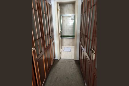 Casa à venda com 387m², 5 quartos e 4 vagas Casa à venda com 387m², 5 quartos e 4 vagasFoto 05