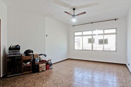 Casa à venda com 153m², 5 quartos e 2 vagasSuíte