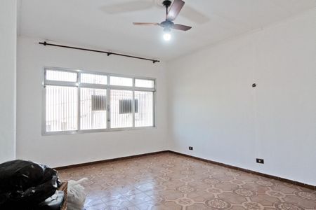 Casa à venda com 153m², 5 quartos e 2 vagasSuíte
