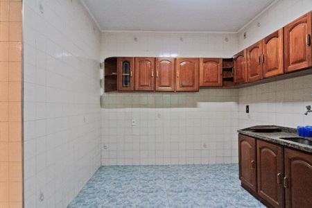 Casa à venda com 153m², 5 quartos e 2 vagasCasa 2 - cozinha