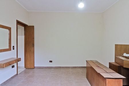 Casa à venda com 153m², 5 quartos e 2 vagasCasa 2 - quarto 1