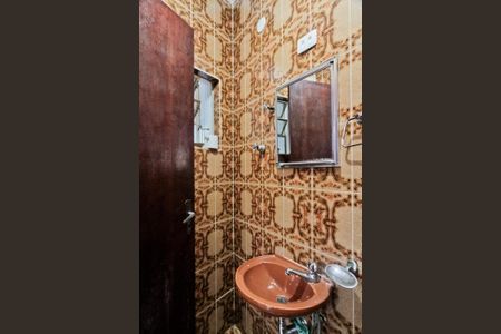 Casa à venda com 153m², 5 quartos e 2 vagasBanheiro da Suíte