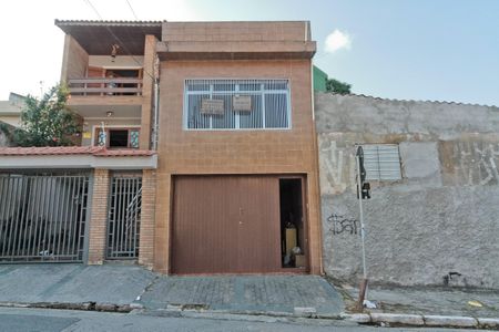 Casa à venda com 153m², 5 quartos e 2 vagasFachada