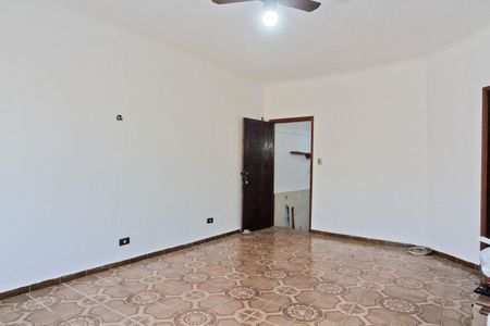 Casa à venda com 153m², 5 quartos e 2 vagasSuíte