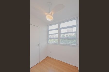 Apartamento à venda com 142m², 3 quartos e 1 vagaÁrea de Serviço