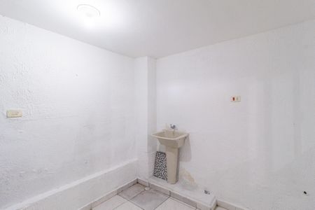 Casa à venda com 300m², 4 quartos e 2 vagas Casa à venda com 300m², 4 quartos e 2 vagasEdícula - Área de serviço