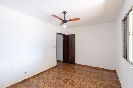 Casa à venda com 300m², 4 quartos e 2 vagas Casa à venda com 300m², 4 quartos e 2 vagasQuarto