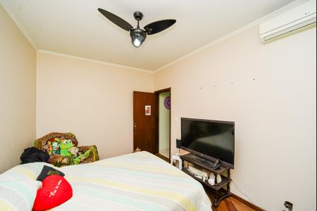Apartamento à venda com 71m², 2 quartos e 1 vagaQuarto 2