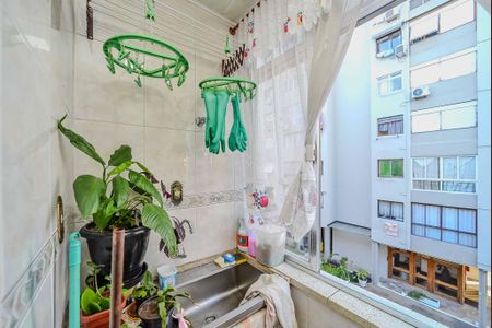 Apartamento à venda com 71m², 2 quartos e 1 vagaCozinha e Área de Serviço