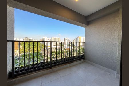 Studio à venda com 29m², 1 quarto e sem vaga Studio à venda com 29m², 1 quarto e sem vagaVaranda