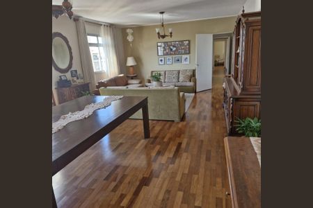 Apartamento à venda com 188m², 4 quartos e 2 vagas Apartamento à venda com 188m², 4 quartos e 2 vagasSala