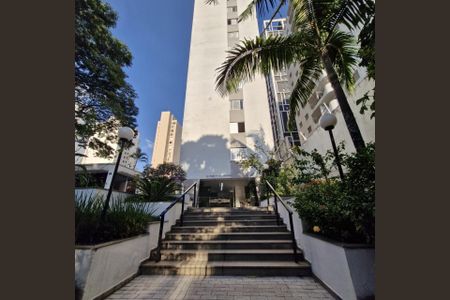 Apartamento à venda com 188m², 4 quartos e 2 vagas Apartamento à venda com 188m², 4 quartos e 2 vagasFachada