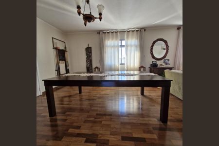 Apartamento à venda com 188m², 4 quartos e 2 vagas Apartamento à venda com 188m², 4 quartos e 2 vagasSala