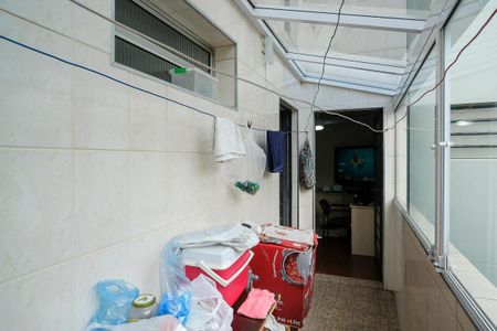 Casa à venda com 255m², 4 quartos e 7 vagasVaranda da Cozinha