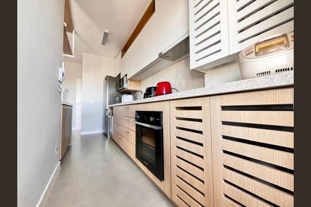 Apartamento à venda com 70m², 2 quartos e 2 vagasCozinha