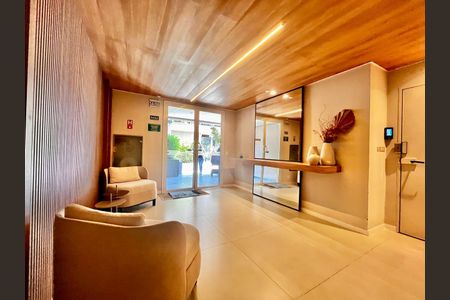 Apartamento à venda com 70m², 2 quartos e 2 vagasHall de entrada