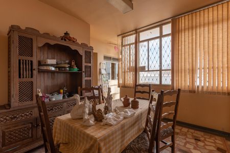 Casa à venda com 360m², 4 quartos e 2 vagasCopa - Casa 1