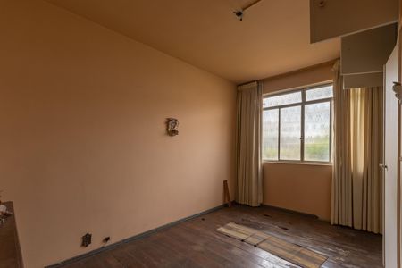 Casa à venda com 360m², 4 quartos e 2 vagasSuíte