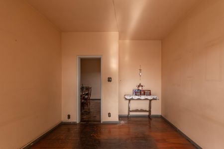 Casa à venda com 360m², 4 quartos e 2 vagasEntrada - Casa 1