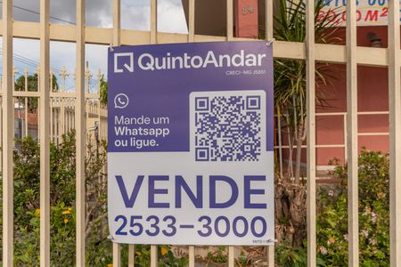 Casa à venda com 360m², 4 quartos e 2 vagasPlaca Instalada