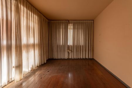 Casa à venda com 360m², 4 quartos e 2 vagasSala 1 - Casa 1