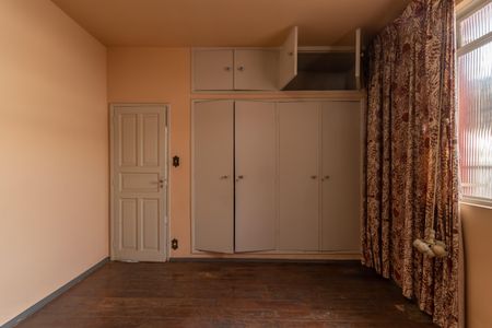 Casa à venda com 360m², 4 quartos e 2 vagasQuarto 2 - Casa 1