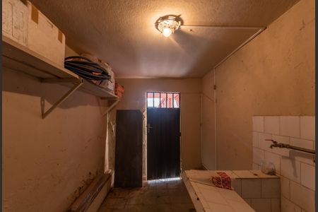 Casa à venda com 360m², 4 quartos e 2 vagasLavanderia - Casa 1