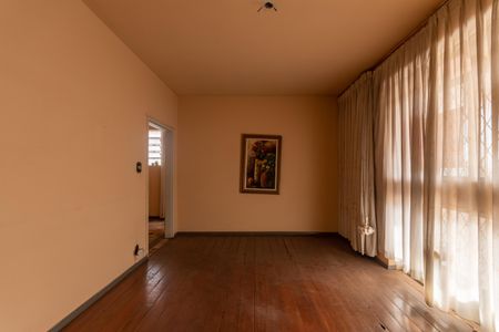 Casa à venda com 360m², 4 quartos e 2 vagasSala 1 - Casa 1