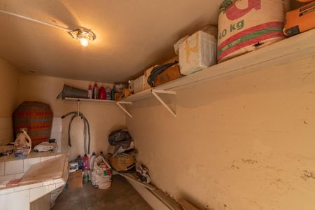 Casa à venda com 360m², 4 quartos e 2 vagasLavanderia - Casa 1