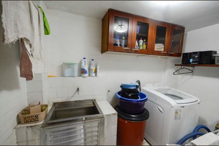 Casa à venda com 460m², 4 quartos e 4 vagas Casa à venda com 460m², 4 quartos e 4 vagasÁrea de Serviço