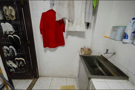 Casa à venda com 460m², 4 quartos e 4 vagas Casa à venda com 460m², 4 quartos e 4 vagasÁrea de Serviço