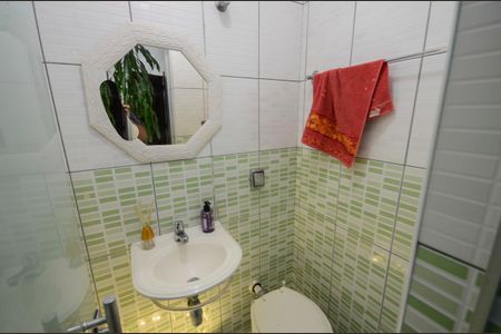 Casa à venda com 460m², 4 quartos e 4 vagas Casa à venda com 460m², 4 quartos e 4 vagasBanheiro de Serviço