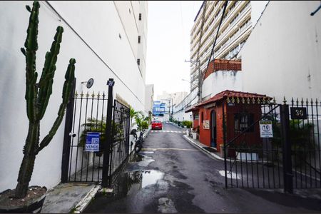 Casa à venda com 460m², 4 quartos e 4 vagas Casa à venda com 460m², 4 quartos e 4 vagasFachada