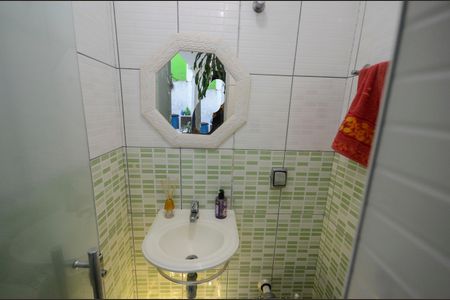 Casa à venda com 460m², 4 quartos e 4 vagas Casa à venda com 460m², 4 quartos e 4 vagasBanheiro de Serviço