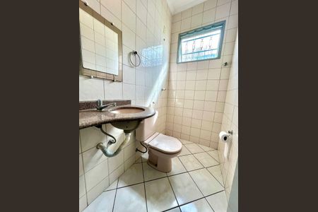 Casa à venda com 420m², 7 quartos e 8 vagasBanheiro