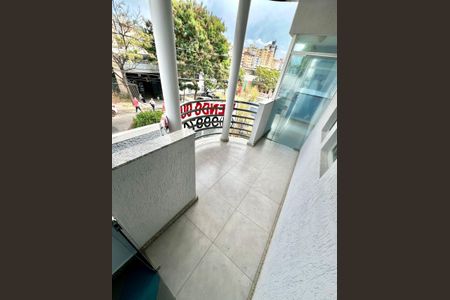 Casa à venda com 420m², 7 quartos e 8 vagasVaranda do Quarto 3