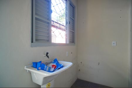 Casa para alugar com 200m², 2 quartos e 2 vagasÁrea de Serviço