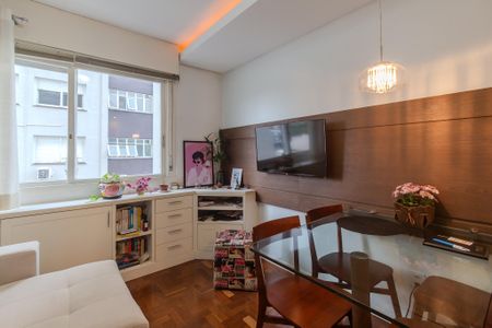 Apartamento à venda com 50m², 1 quarto e 1 vagaSala