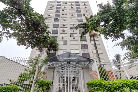 Apartamento à venda com 50m², 1 quarto e 1 vagaFachada