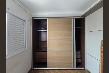 Quarto 01 de apartamento para alugar com 2 quartos, 48m² em Jardim Flor da Montanha, Guarulhos