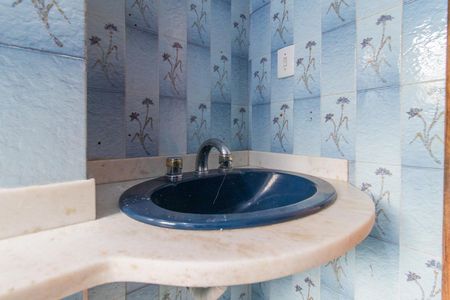 Apartamento à venda com 77m², 2 quartos e sem vagaBanheiro