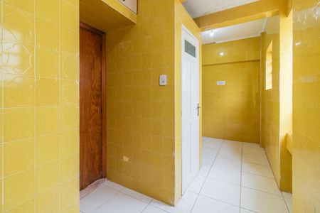 Apartamento à venda com 77m², 2 quartos e sem vagaCozinha e Área de Serviço