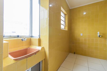 Apartamento à venda com 77m², 2 quartos e sem vagaCozinha e Área de Serviço