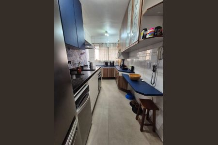 Apartamento à venda com 75m², 3 quartos e 1 vaga Apartamento à venda com 75m², 3 quartos e 1 vagaCozinha