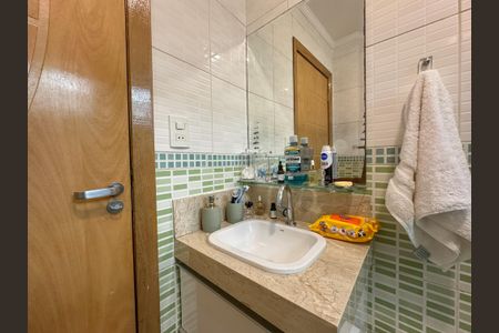 Apartamento à venda com 96m², 3 quartos e sem vagaBanheiro