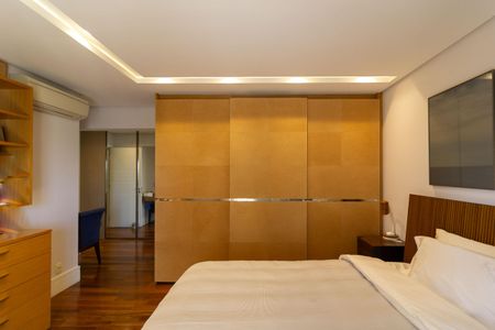 Apartamento à venda com 345m², 3 quartos e 5 vagasSuíte 3