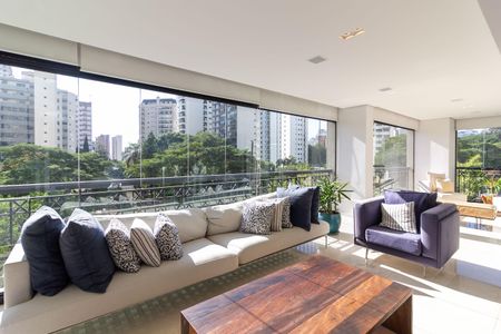 Apartamento à venda com 345m², 3 quartos e 5 vagasVaranda